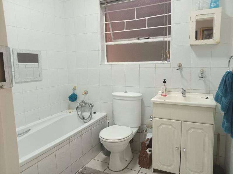 3 Bedroom Property for Sale in Helikonpark Gauteng