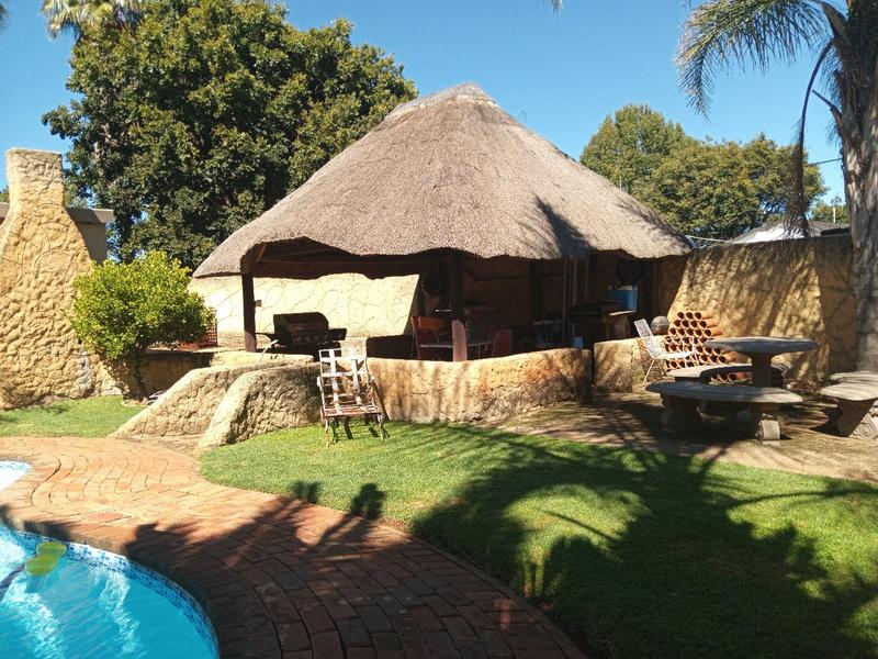 3 Bedroom Property for Sale in Helikonpark Gauteng