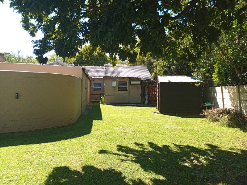 3 Bedroom Property for Sale in Helikonpark Gauteng
