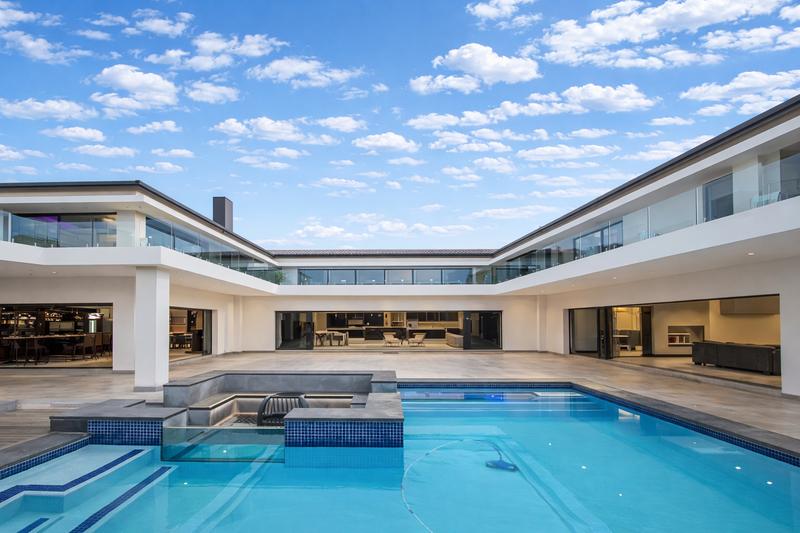 5 Bedroom Property for Sale in Midstream Ridge Gauteng