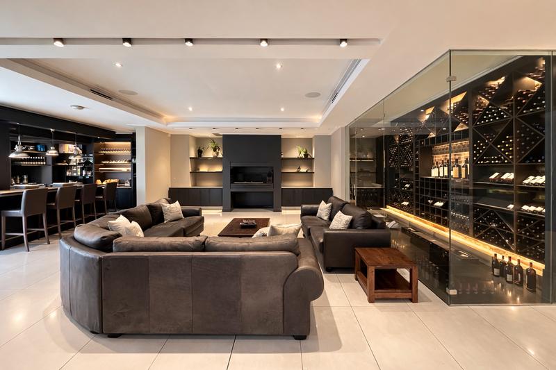 5 Bedroom Property for Sale in Midstream Ridge Gauteng