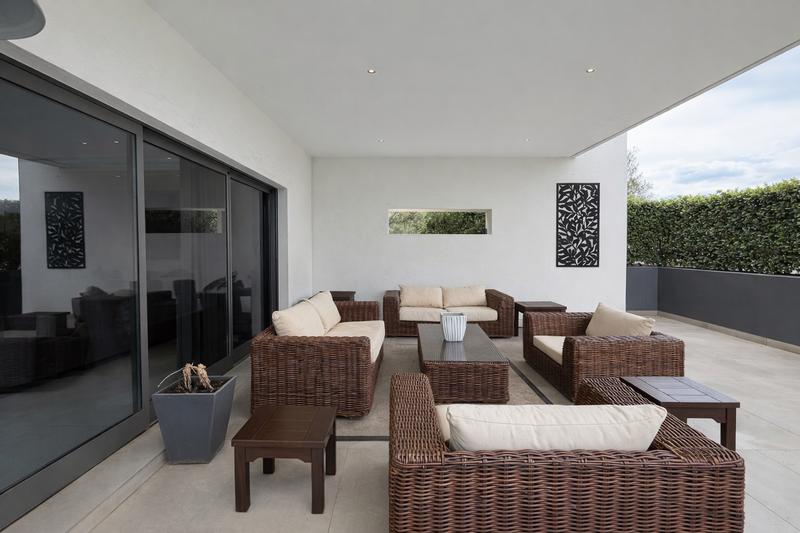 5 Bedroom Property for Sale in Midstream Ridge Gauteng