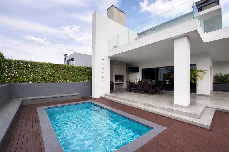 5 Bedroom Property for Sale in Midstream Ridge Gauteng