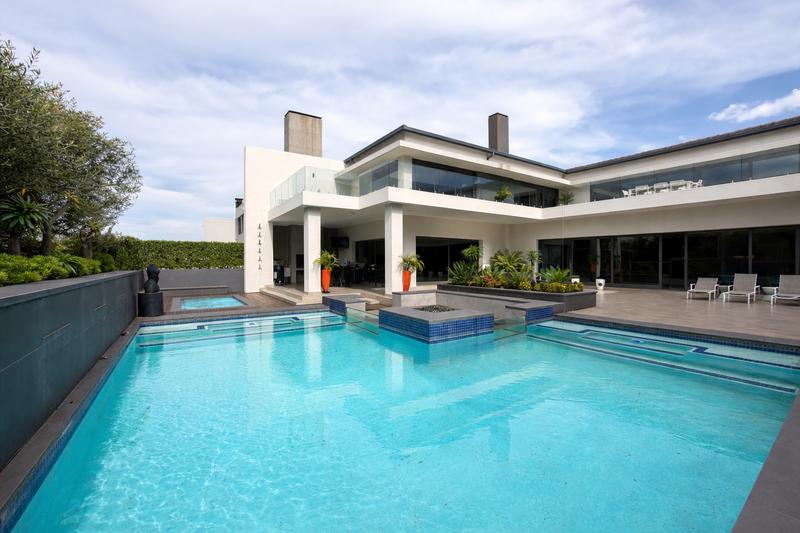 5 Bedroom Property for Sale in Midstream Ridge Gauteng