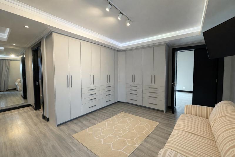 5 Bedroom Property for Sale in Midstream Ridge Gauteng