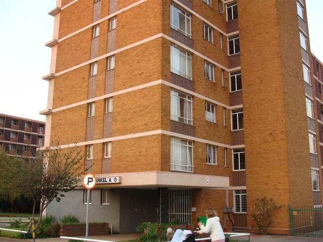 1 Bedroom Property for Sale in Elardus Park Gauteng
