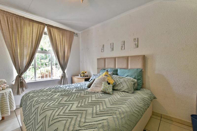 5 Bedroom Property for Sale in Glenvista Gauteng