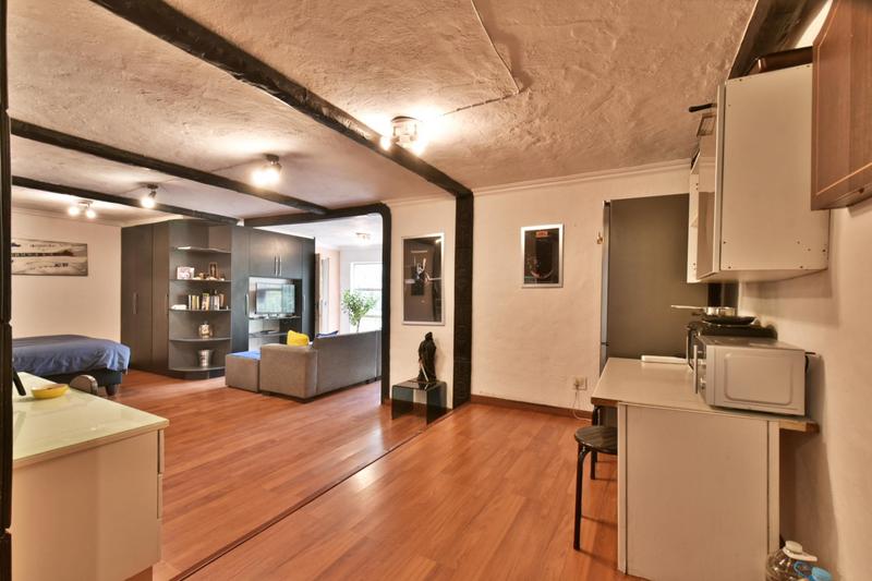 5 Bedroom Property for Sale in Glenvista Gauteng