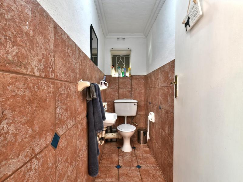 5 Bedroom Property for Sale in Glenvista Gauteng