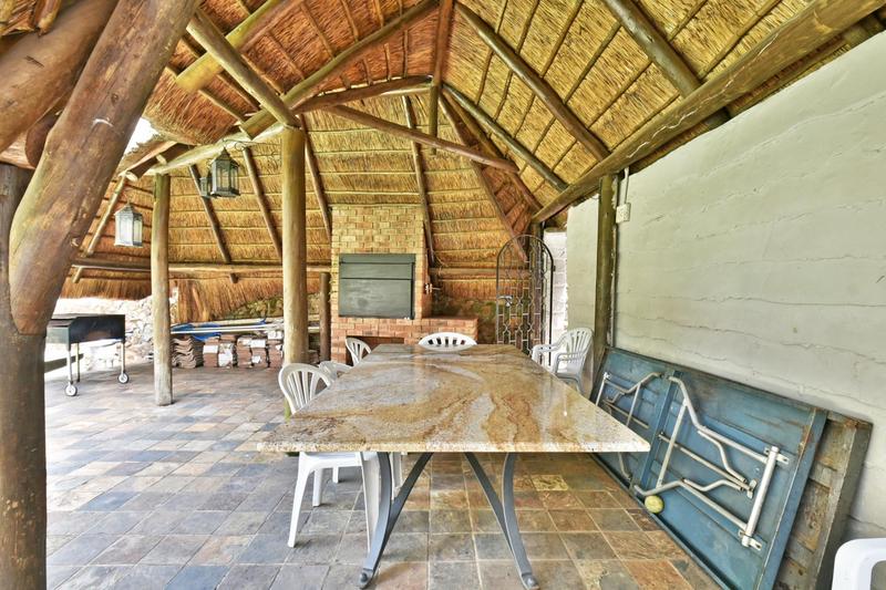 5 Bedroom Property for Sale in Glenvista Gauteng