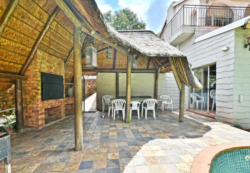 5 Bedroom Property for Sale in Glenvista Gauteng