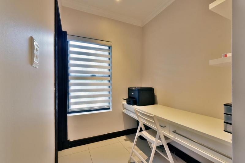 3 Bedroom Property for Sale in Eye of Africa Gauteng