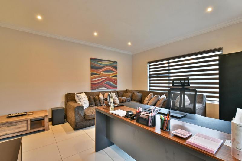 3 Bedroom Property for Sale in Eye of Africa Gauteng