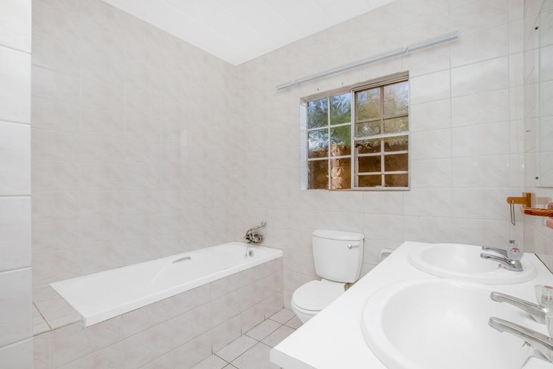 To Let 2 Bedroom Property for Rent in Northgate Gauteng