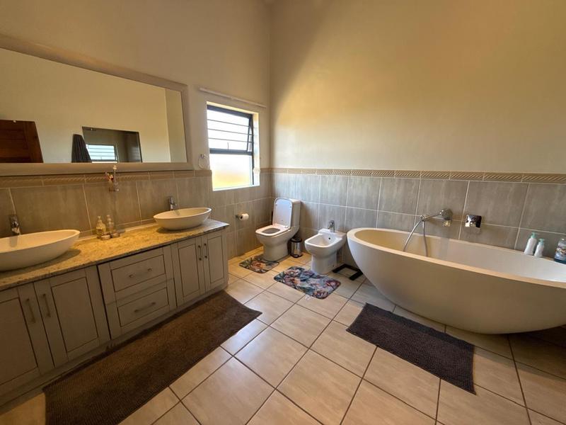 To Let 3 Bedroom Property for Rent in Retire at Midstream Gauteng