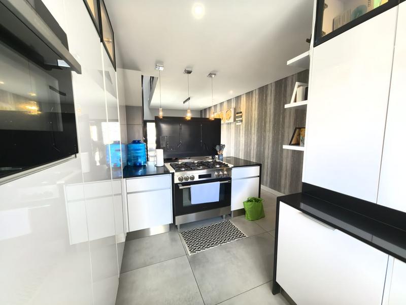 To Let 3 Bedroom Property for Rent in Greenstone Hill Gauteng