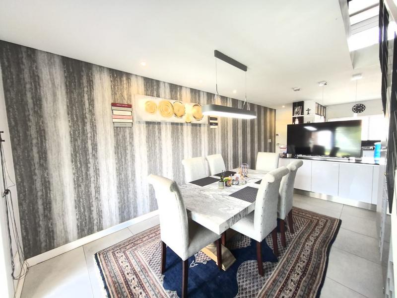 To Let 3 Bedroom Property for Rent in Greenstone Hill Gauteng