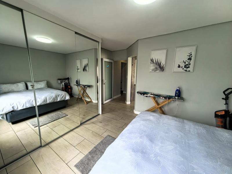 To Let 3 Bedroom Property for Rent in Greenstone Hill Gauteng