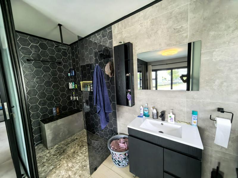 To Let 3 Bedroom Property for Rent in Greenstone Hill Gauteng