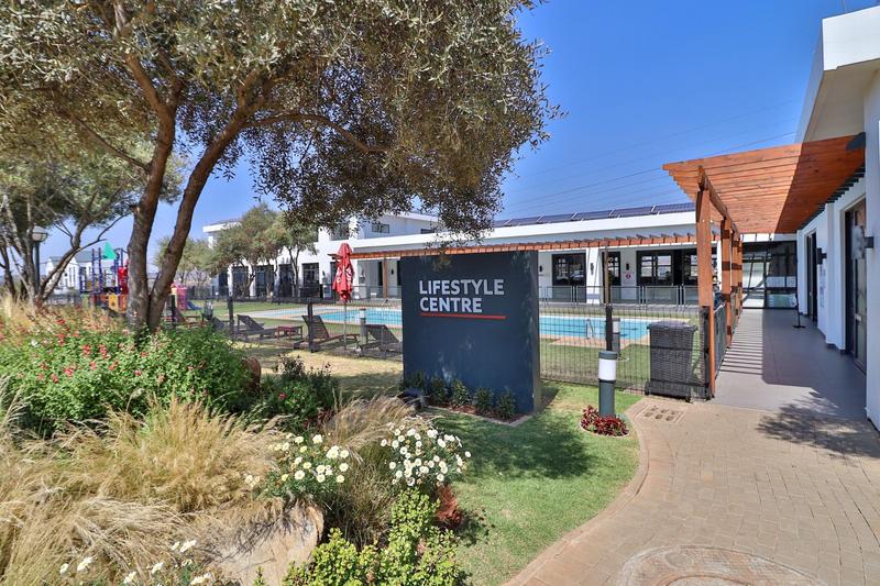 To Let 2 Bedroom Property for Rent in Greenstone Hill Gauteng