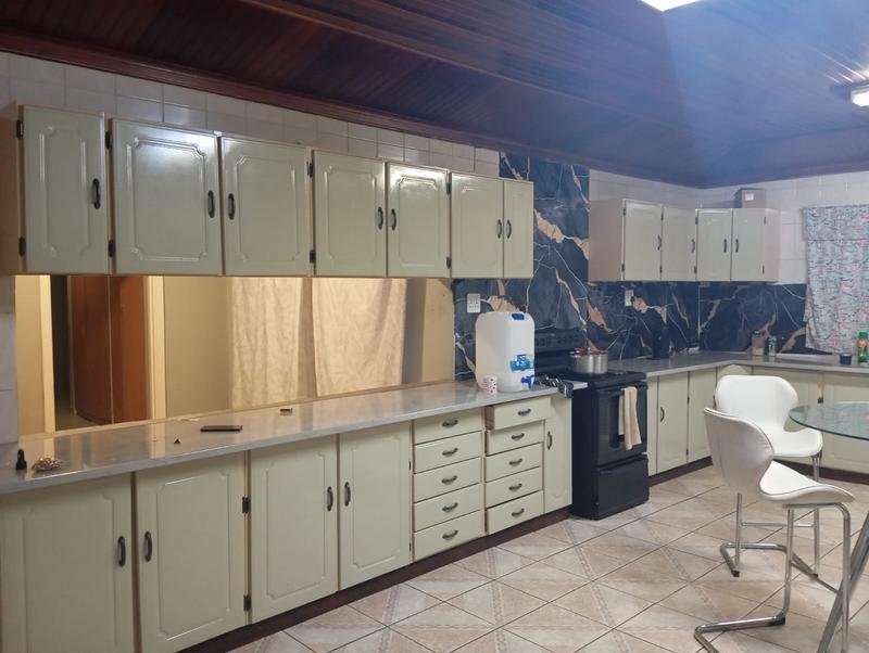 To Let 4 Bedroom Property for Rent in Primrose Gauteng