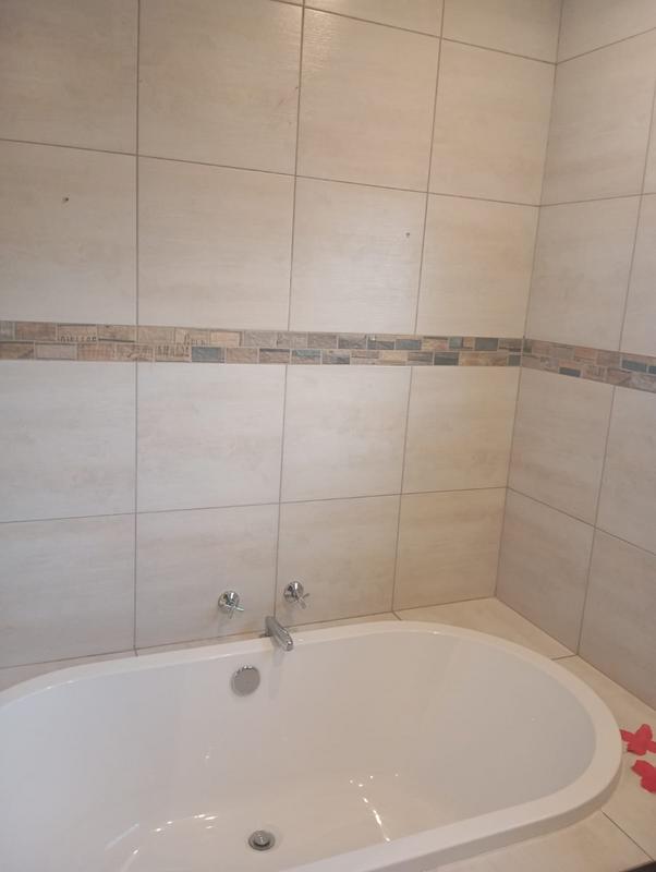 To Let 4 Bedroom Property for Rent in Primrose Gauteng