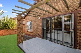 2 Bedroom Property for Sale in Honeypark Gauteng
