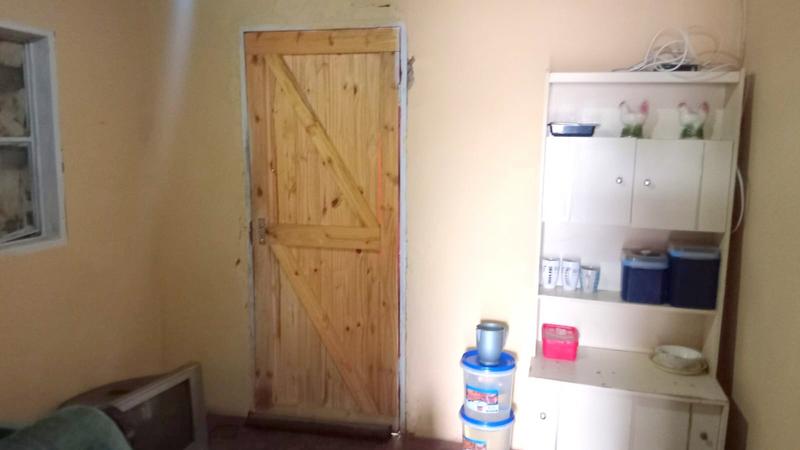2 Bedroom Property for Sale in Chiawelo Gauteng