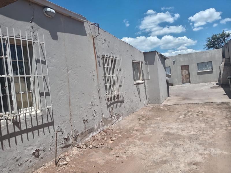 12 Bedroom Property for Sale in Geduld Gauteng