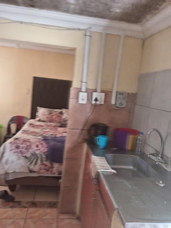 12 Bedroom Property for Sale in Geduld Gauteng