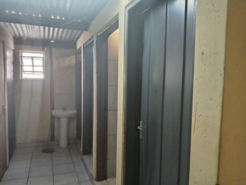 12 Bedroom Property for Sale in Geduld Gauteng