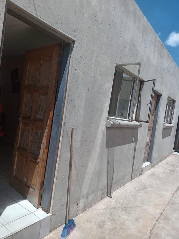 12 Bedroom Property for Sale in Geduld Gauteng