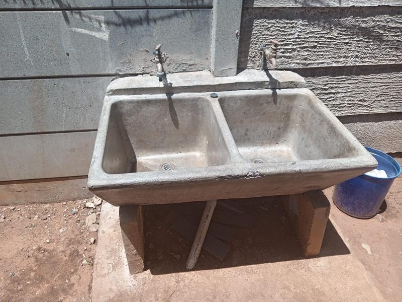 12 Bedroom Property for Sale in Geduld Gauteng