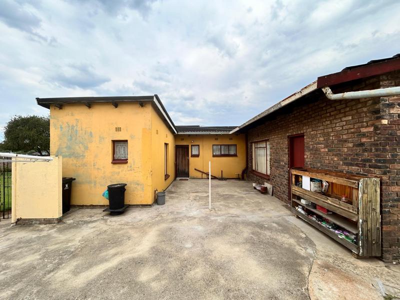 5 Bedroom Property for Sale in Modder East Gauteng