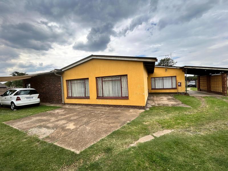 5 Bedroom Property for Sale in Modder East Gauteng