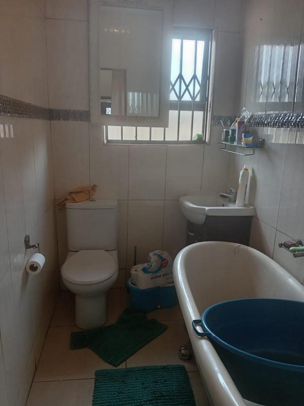 3 Bedroom Property for Sale in Cloverdene Gauteng