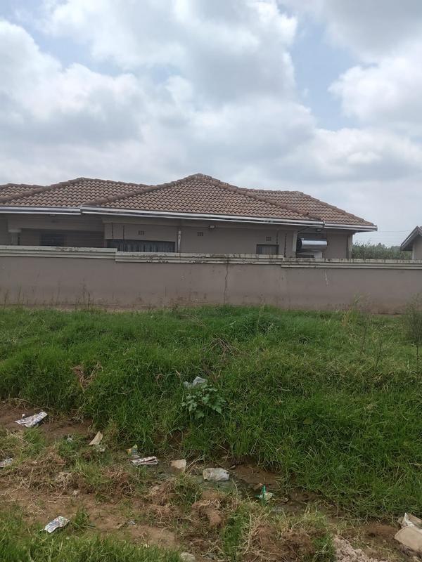 3 Bedroom Property for Sale in Cloverdene Gauteng