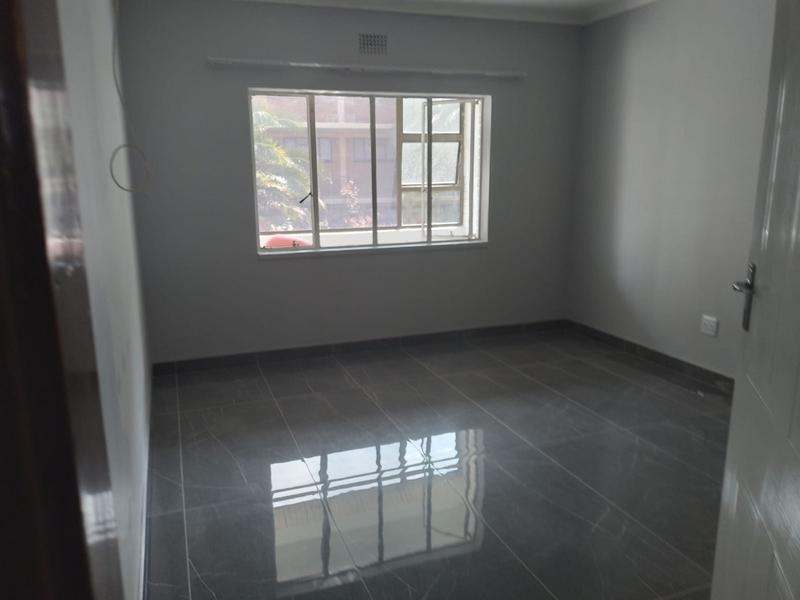 To Let 1 Bedroom Property for Rent in Florida Park Gauteng