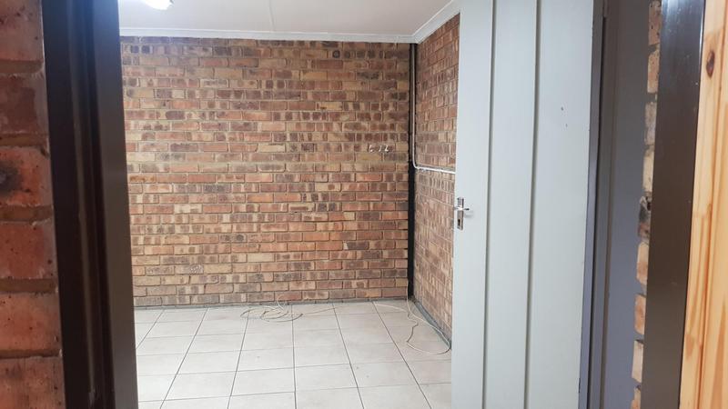 To Let commercial Property for Rent in Vanderbijlpark SE 6 Gauteng