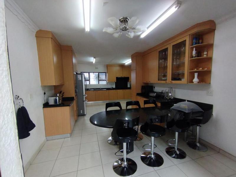 5 Bedroom Property for Sale in Azaadville Gauteng