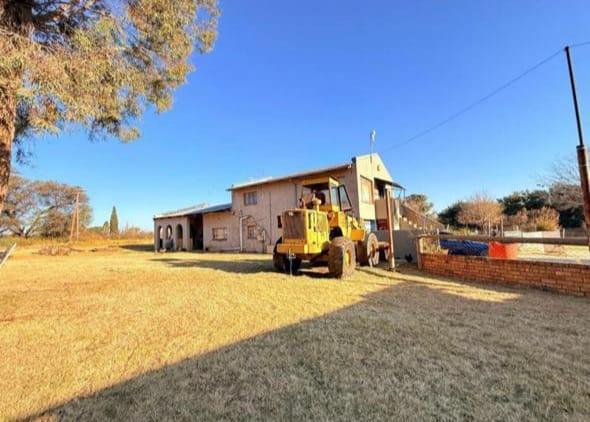 4 Bedroom Property for Sale in Westonaria Gauteng