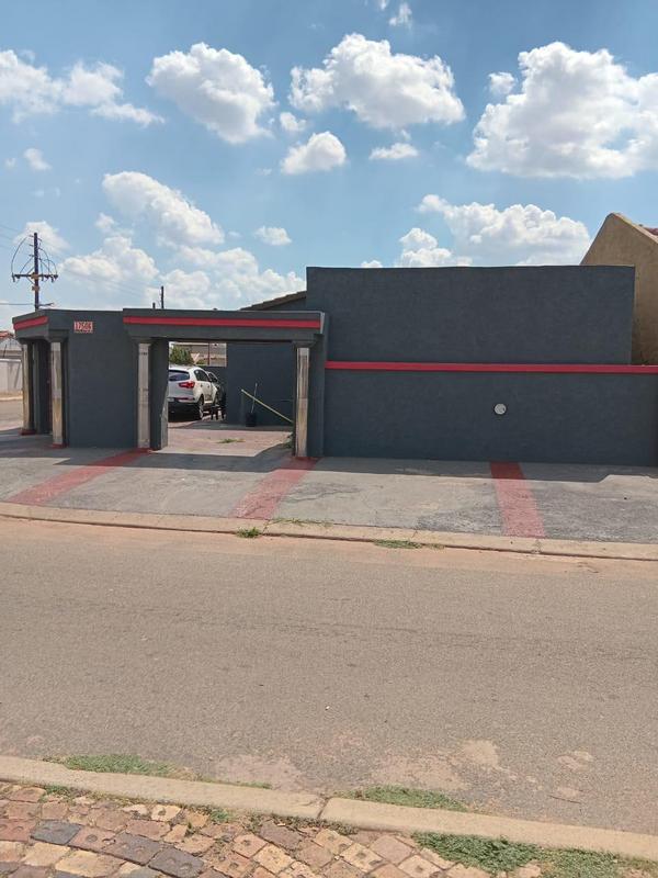 To Let 3 Bedroom Property for Rent in Protea Glen Gauteng