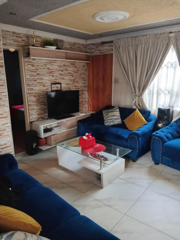 To Let 3 Bedroom Property for Rent in Protea Glen Gauteng