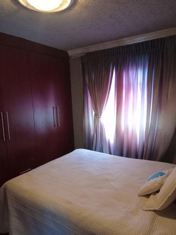 To Let 3 Bedroom Property for Rent in Protea Glen Gauteng