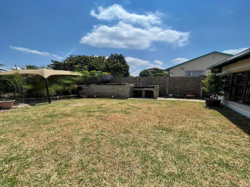 3 Bedroom Property for Sale in Witpoortjie Gauteng