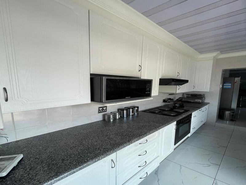 3 Bedroom Property for Sale in Witpoortjie Gauteng