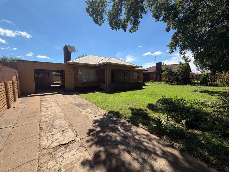 6 Bedroom Property for Sale in Vanderbijlpark CE 2 Gauteng