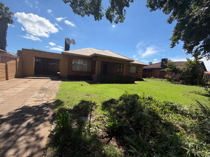 6 Bedroom Property for Sale in Vanderbijlpark CE 2 Gauteng