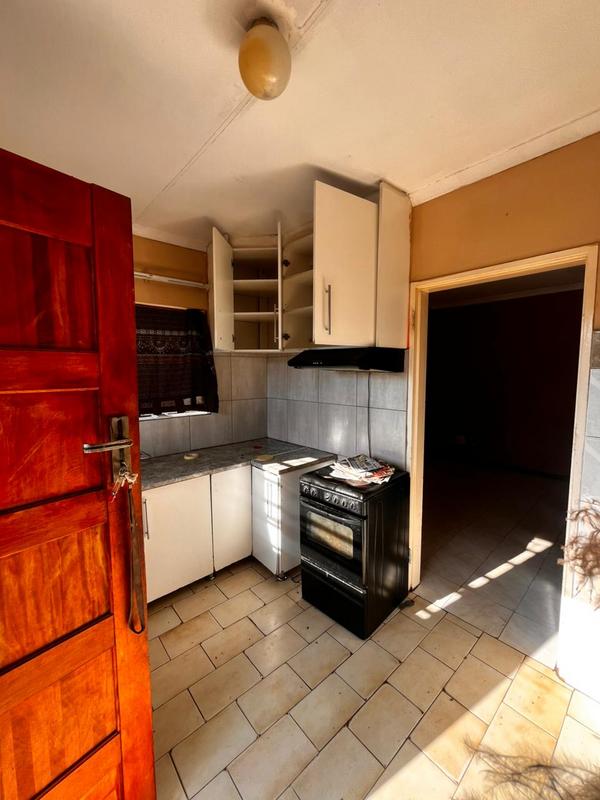 2 Bedroom Property for Sale in Zakariyya Park Gauteng