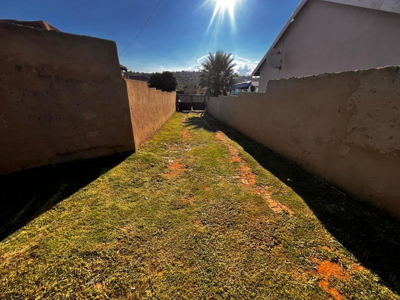 2 Bedroom Property for Sale in Zakariyya Park Gauteng
